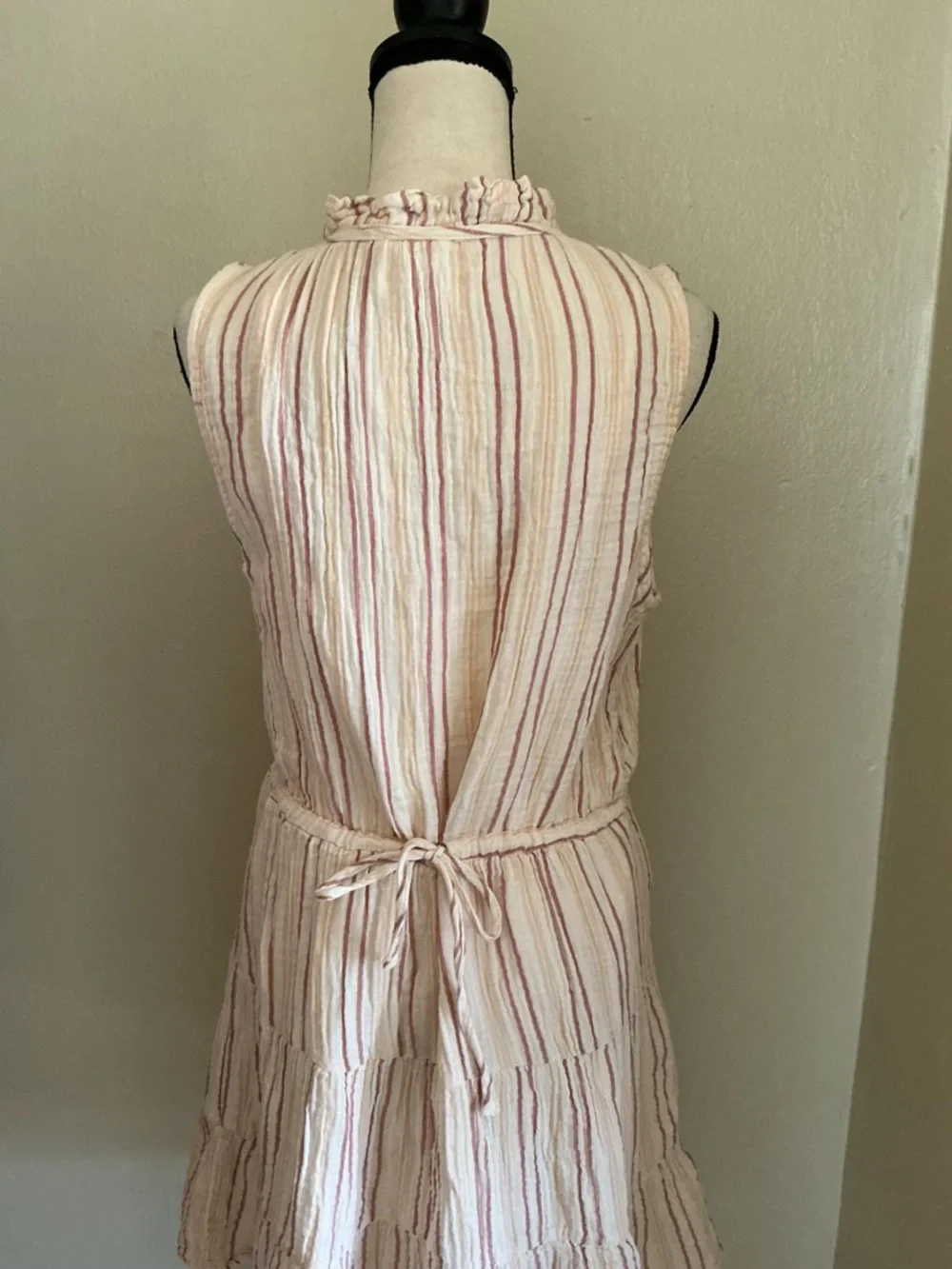Joie Tiered Stripe Dress in Cream and Dusty Rose M Tie Back - Picture 11 of 11